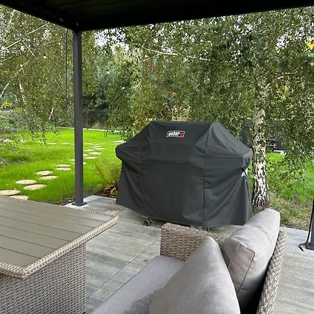 Forest Nad Morzem Z Jacuzzi
