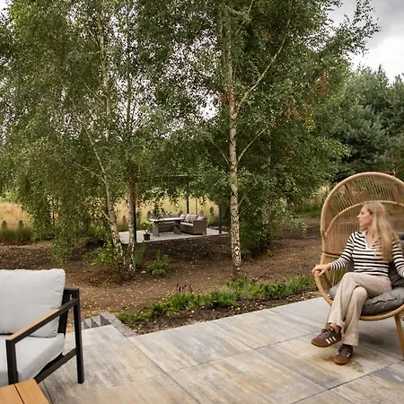 Forest Nad Morzem Z Jacuzzi 아파트 Ciekocino