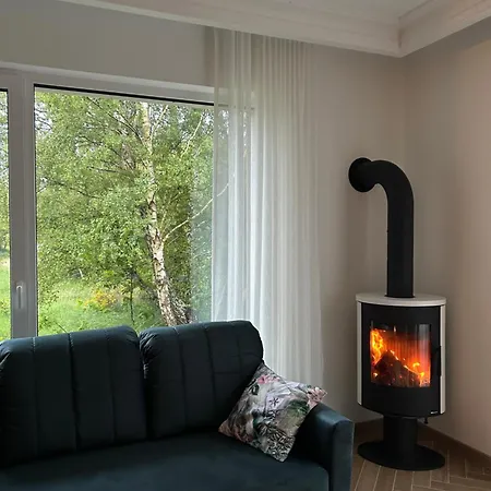 Forest Nad Morzem Z Jacuzzi 아파트 *