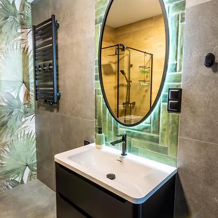 Апартаменты Forest Nad Morzem Z Jacuzzi *